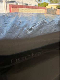 King size eastern euro nectar premier hybrid cooling memory foam ultra classic luxe purple Restore premier plus Saatva avocado beautyrest black world 