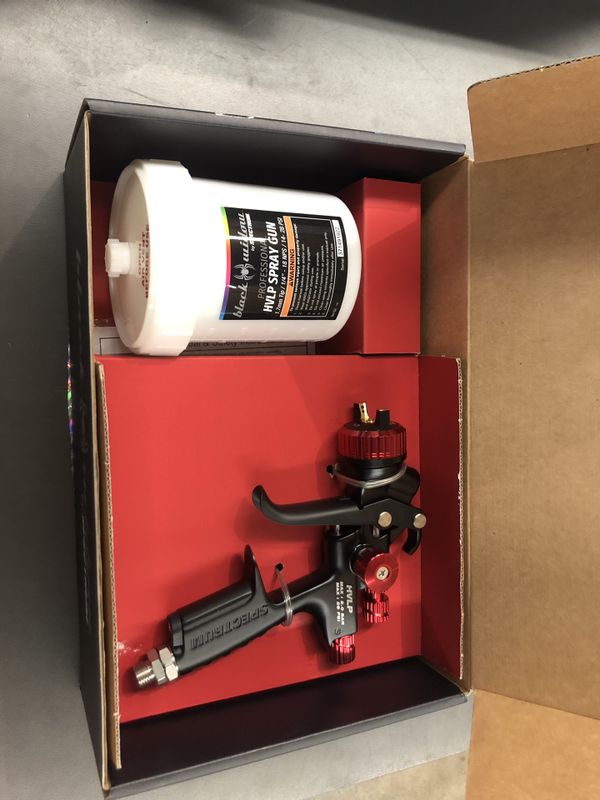 New Black Widow 20.oz Professional HVLP gravity feed air spray gun no