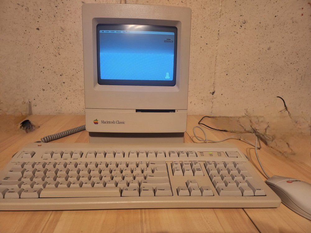 Macintosh Classic 