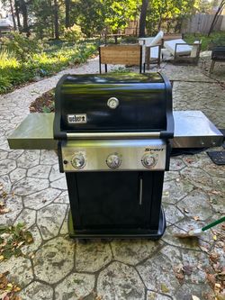 Weber Spirit 3-Burner Gas Grill