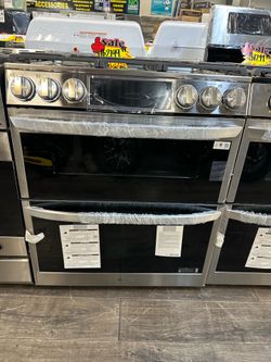 LG Double Oven Pro Bake With InstaView Read Description