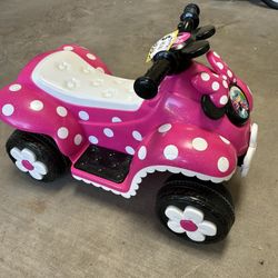 Minnie Mouse Race Car 