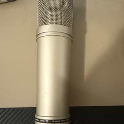 Microphone