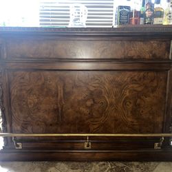  WALNUT BAR- Hooker Furniture 