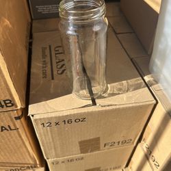 16 Oz Glass Paragon Jars With Black Lids