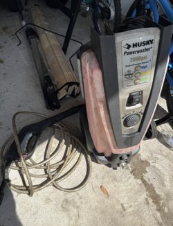 Husky Pressure Washer 