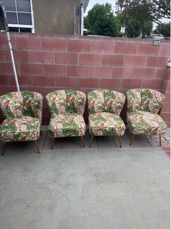 Set of 4 beautiful bird design chairs