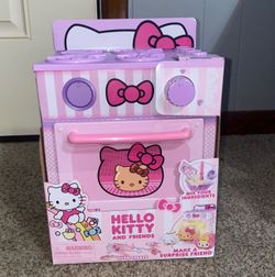 Hello Kitty toy