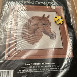 Golden Bee 60248 Counted Cross Stitch Kit Brown Stallion Picture USA Horse 12x12