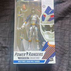 Power Rangers Lighting Collection Wolf Ranger