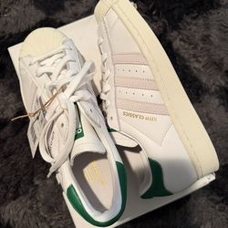 Women’s Kith x Adidas Superstar ‘Classics Program’ Size 7 - Brand New Never Used