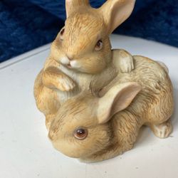 Dual Rabbit ceramic figurine 