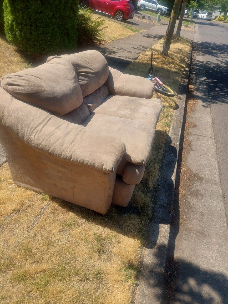 Loveseat..free