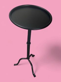 Black Metal Round Side Table