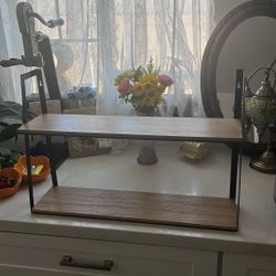 Wall Rack/Shelves