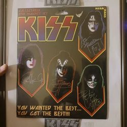 Really Cool Lot Of 4 Vintage KISS Collectables & Stars Wars Metal Sign Wall Decor