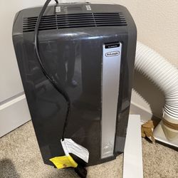 2 Portable AC Units – Danby + DeLonghi – Full Kits + Remotes + Manuals – $260 OBO ❄️