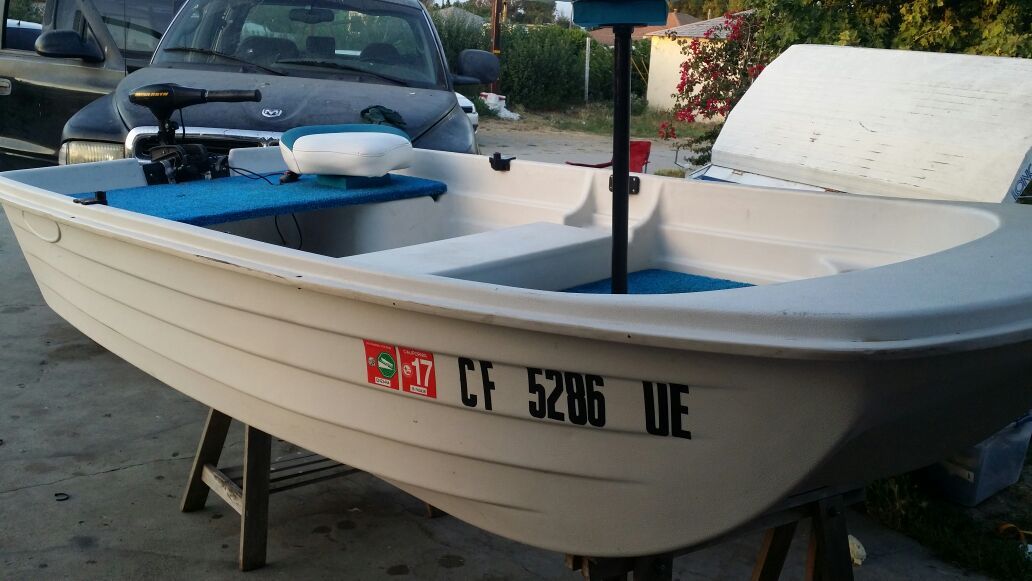 9.4 Sun Dolphin Water Tender (poor man's bass boat)