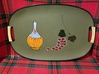 Plastic serving tray