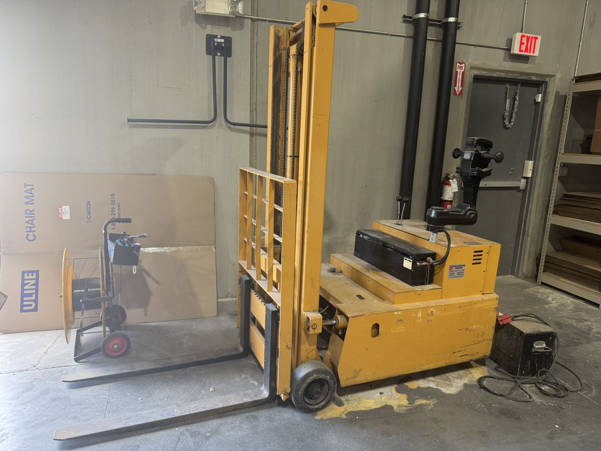 BIG JOE – WALK-BEHIND FORKLIFT