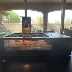 Tortoise Palace & Reptile Lights