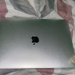 MacBook Pro 13-inch,2019