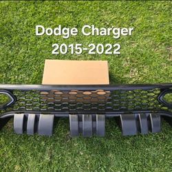 Dodge Charger 2015-2023 Grille
