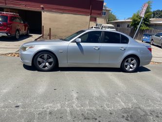 BMW 525i