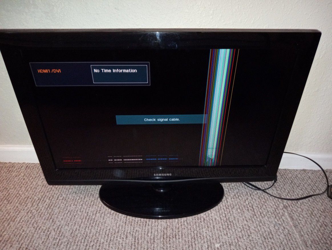 Free Tv 31"  Could Use As A Computer Monitor 