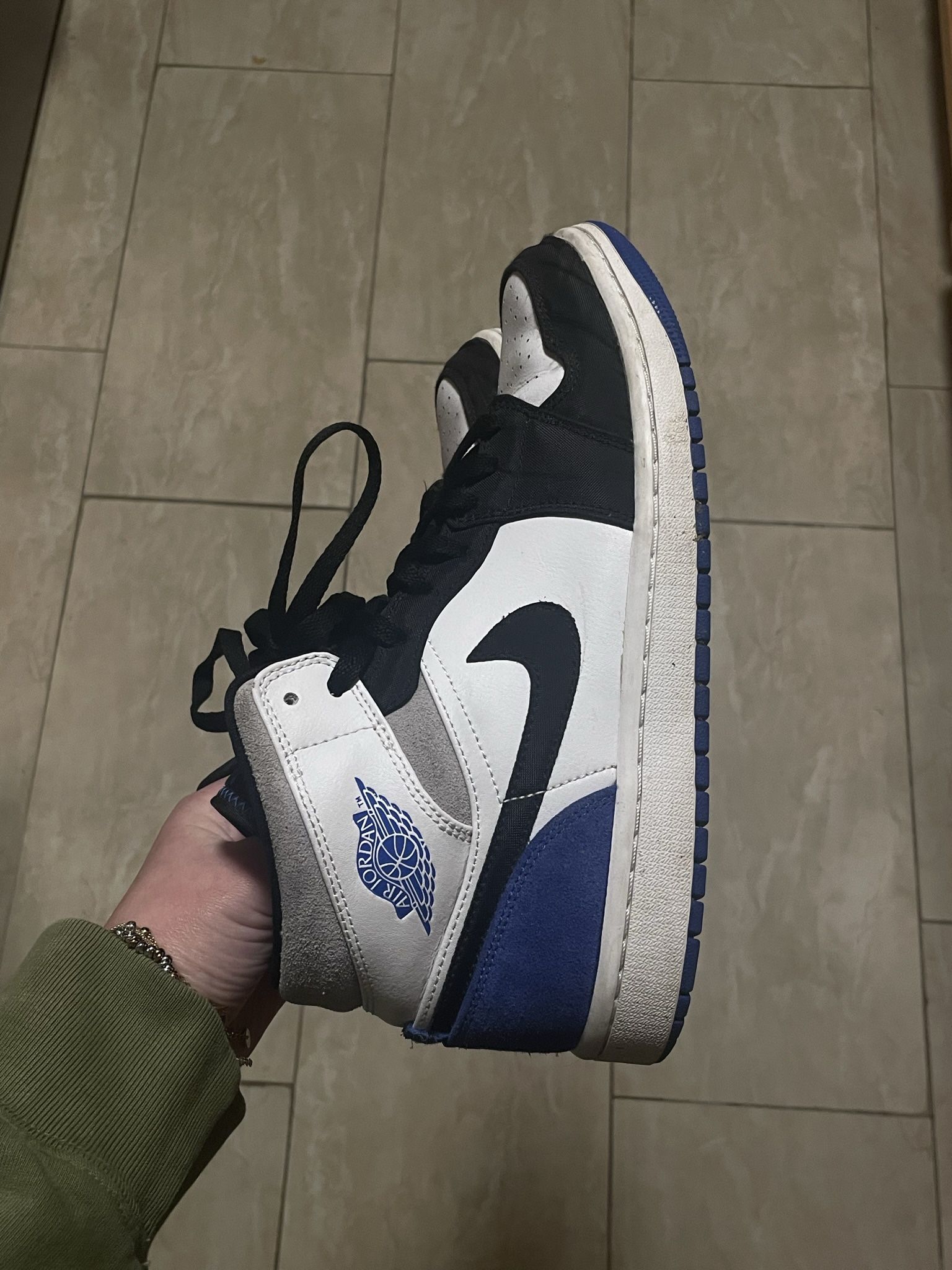 Nike Dunk Low Pandas & Jordan 1 Mid for Sale in Bellevue, WA OfferUp