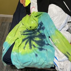 Size Large Multicolor Hoodie