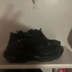 Balenciaga Men’s Runner