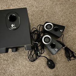 Logitech Z313 2.1 Speaker System
