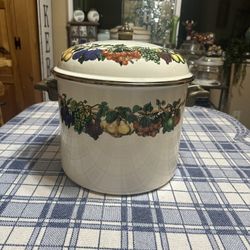 Tabletops Unlimited Kensington Garden Extra Large Stockpot 