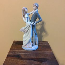 Figure Lladro Wedding #1528  H-14,5".