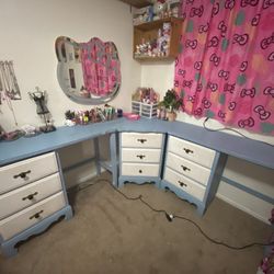 Vintage Wooden Corner Desk