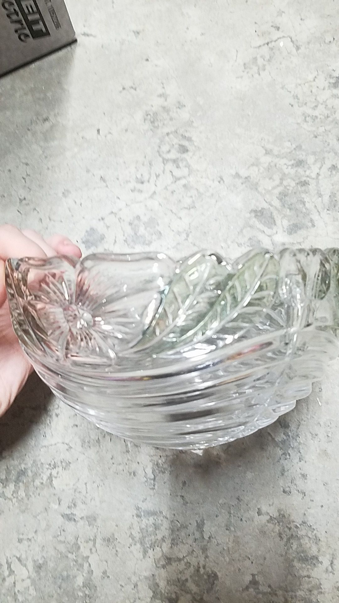 Like new Crystal with green leaves bowl