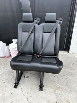 36” 2 Passenger Seats With Quick Mounting Bracket