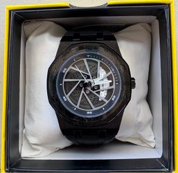 Invicta Speedway Rim Watch
