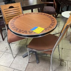 Mickey Table With 4 Chairs