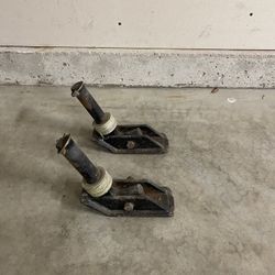 Plow Shoes   1-1/2” Shaft