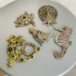 Wall Decorations 