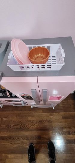 Disney Princess Talking Kitchen for Sale in Lowell, NC - OfferUp