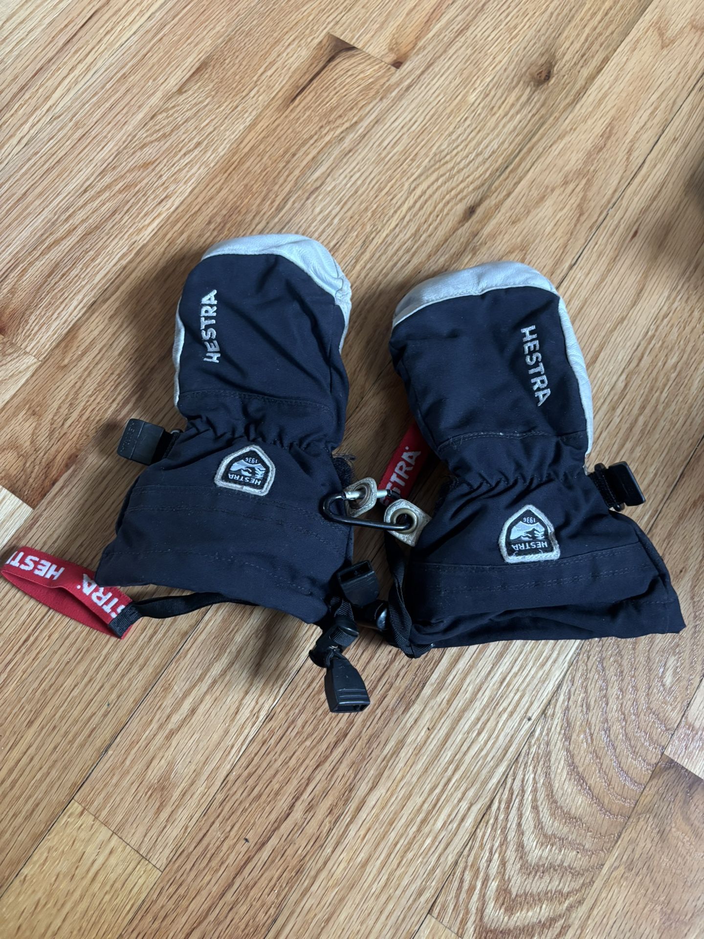 Hestra Size 5