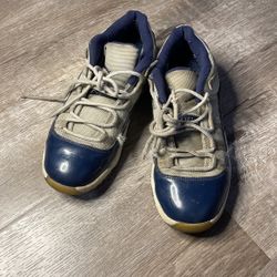 Retro Jordans kids size 2Y