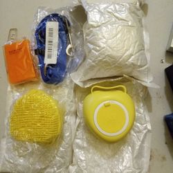 1 Soap, Pets Bath,leash 