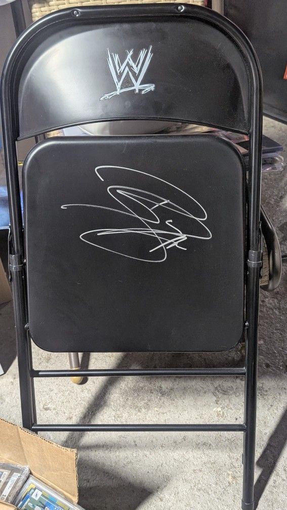 Signed WWE Big Show Autographed Folding Chair Wrestling Memorabilia Display