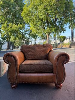 Lounge Couch
