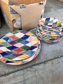 CARNIVAL HEAD PAINTING DENNERWARE