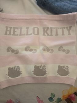 Forever21 hello kitty top